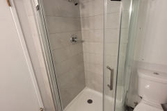 round corner shower- grey panels